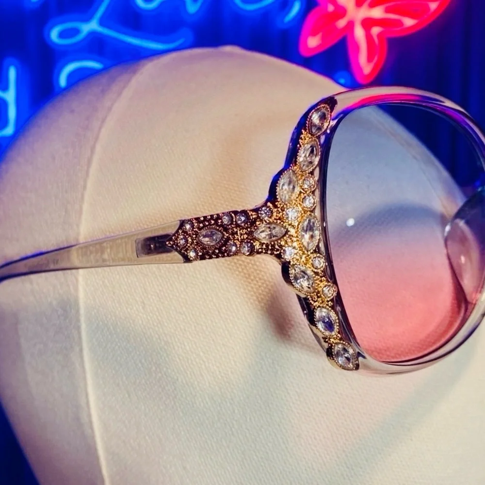 SUNGLASSES: Clear Gray Frame & Lens w/Exquisite Matching Rhinestones, NWT